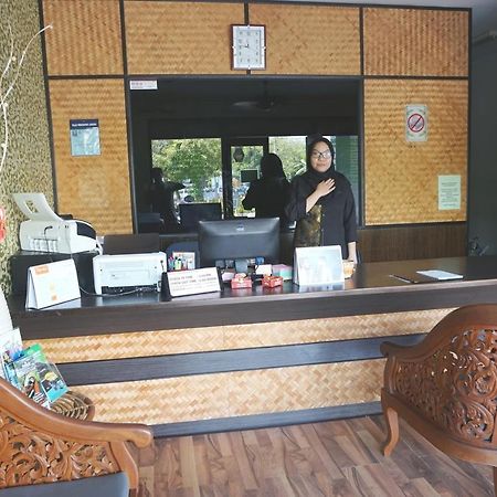 1 Baron Motel Kuah Dış mekan fotoğraf